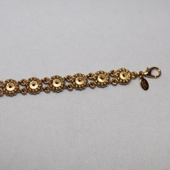 Vintage Joan Rivers Gold-Tone Crystal Bracelet - Picture 13 of 15